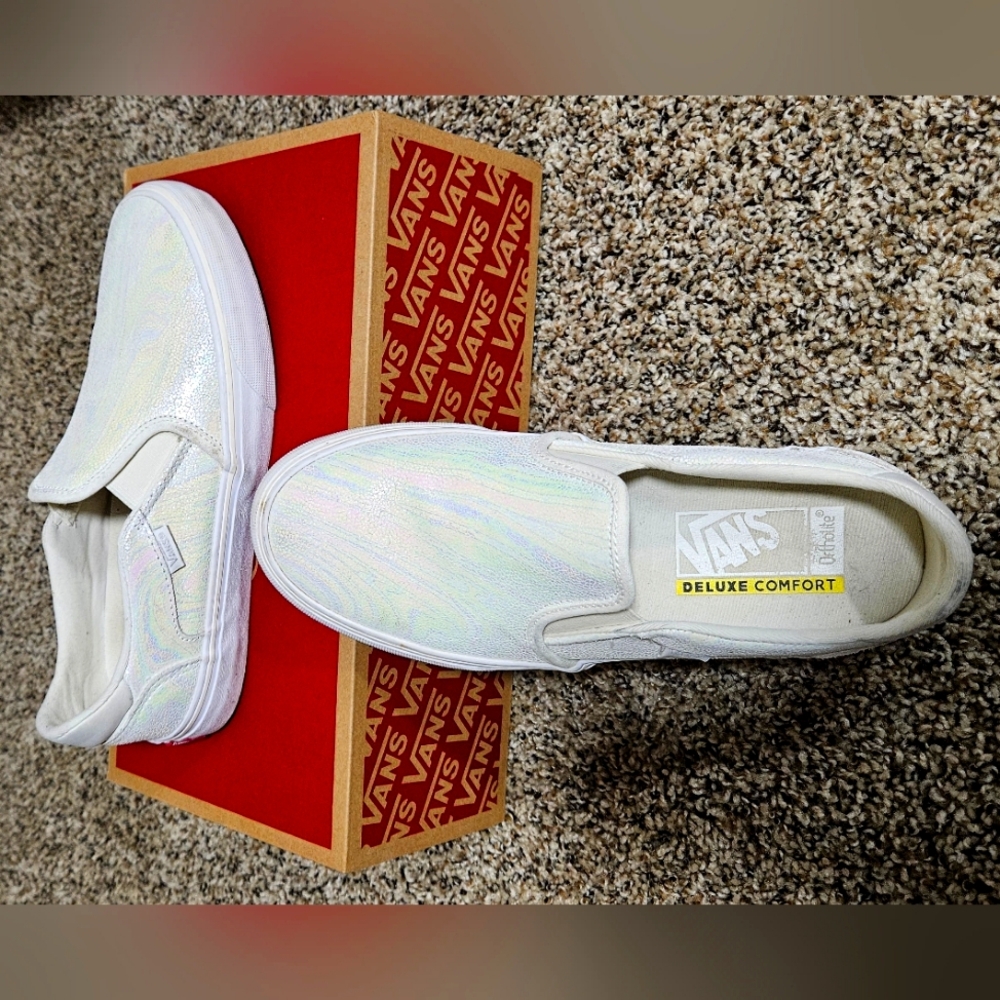 Womens Vans Asher Slip On Iridescent Size 8.5